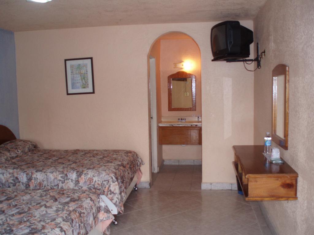 Hotel De Mexico Matamoros  Værelse billede